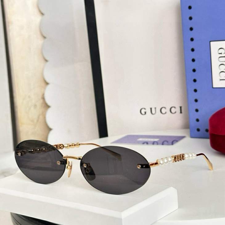 Picture of Gucci Sunglasses _SKUfw79338155fw